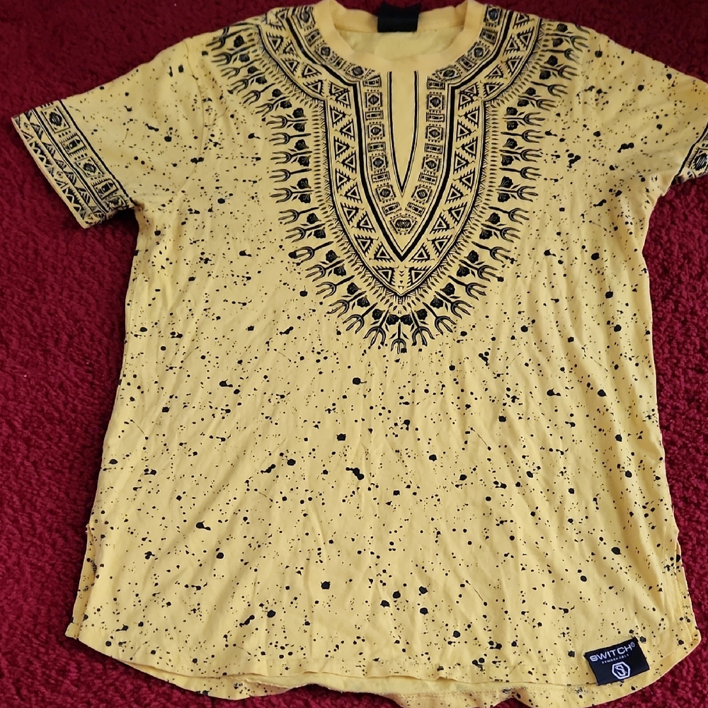 Vibrant Yellow and Black Men's Dashiki Tee